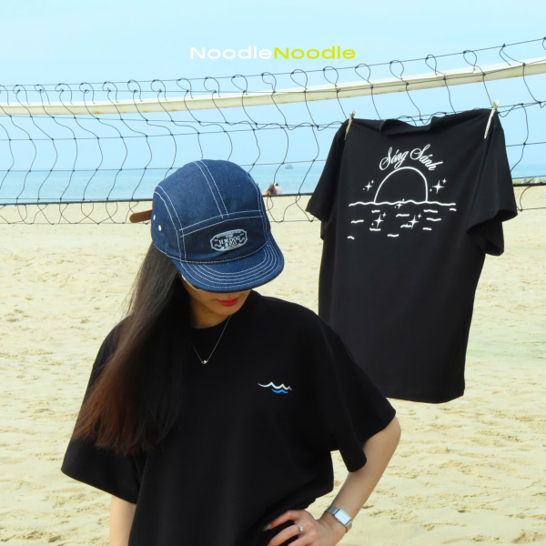 NoodleNoodle – Áo Phông Đen Unisex Sóng Sánh - Hình ảnh 5